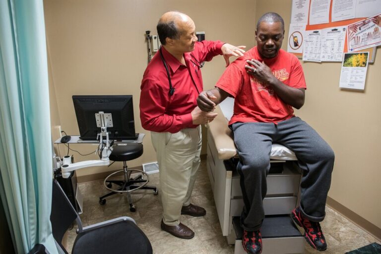 Hospital Groups Debate How to Grade Quality of Care