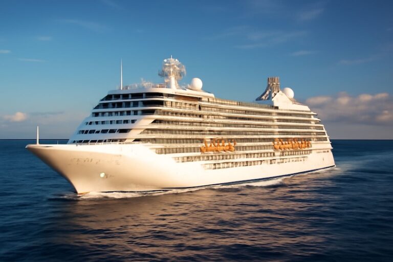 Disney Dream Celebrates 15 Years of Service with Expanding Sailings and Family Fun