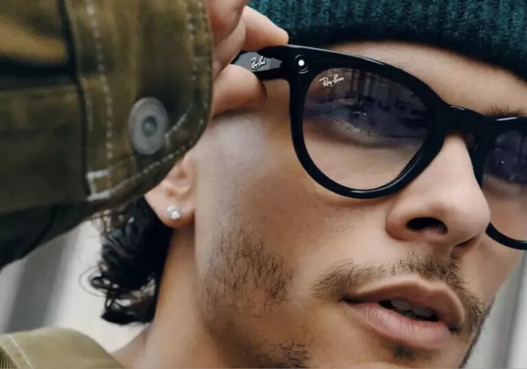 Meta's smart glasses raise privacy alarms as data labelers review intimate recordings
