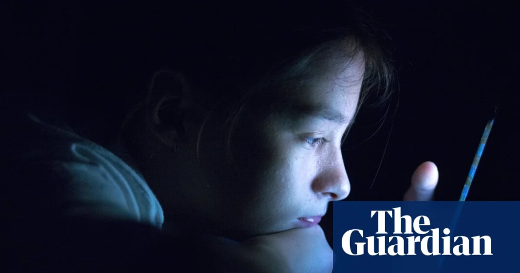 Brussels opens investigation into Snapchat amid concern over children’s safety | Snapchat