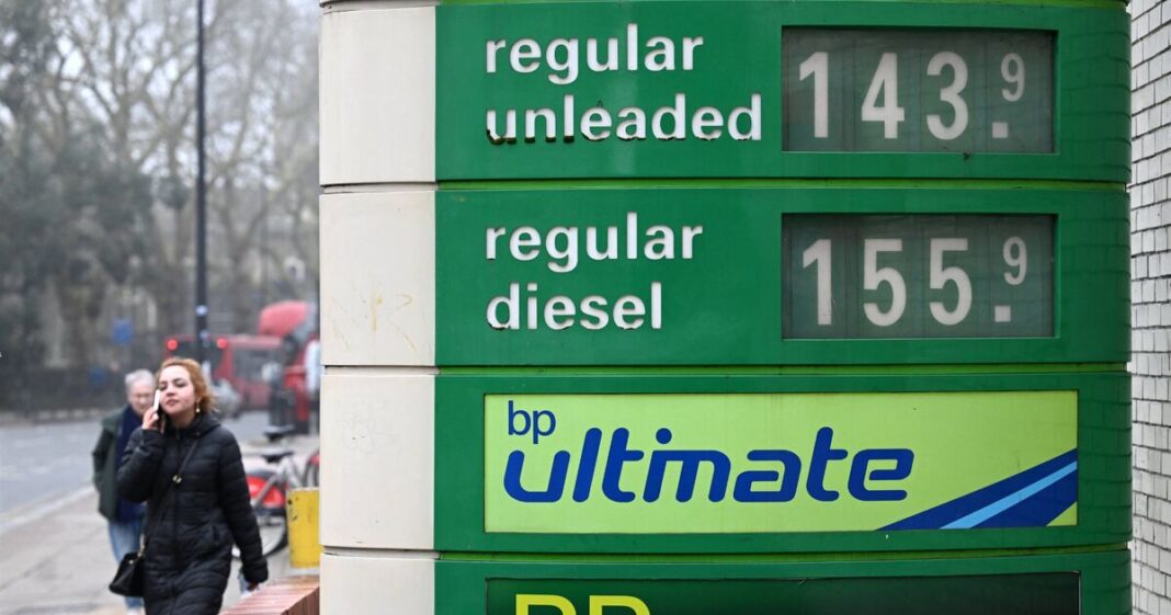 Drivers warned over ‘non-essential journeys’ – ‘petrol could hit 170p’ | Personal Finance | Finance