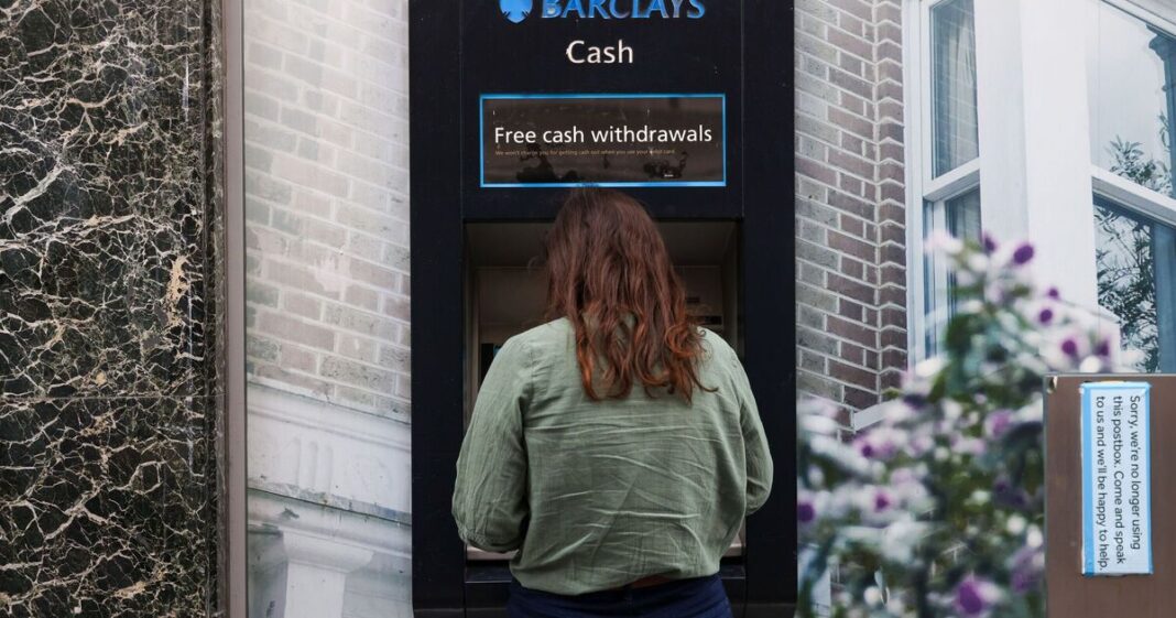 Barclays customer falls foul of ‘£50 cash rule’ as bank refuses to help | Personal Finance | Finance