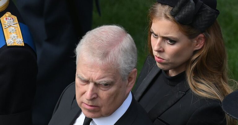 Royal Family LIVE: Beatrice and Andrew’s ‘power play’ exposed as princess shuns protocol | Royal | News