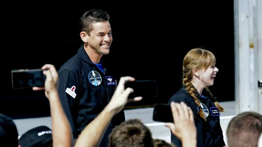 NASA to Spend $20 Billion on a Moon Base