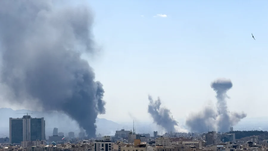 ‘Ludicrous’ to Suggest US Can Turn War on Iran Off Easily: Panel