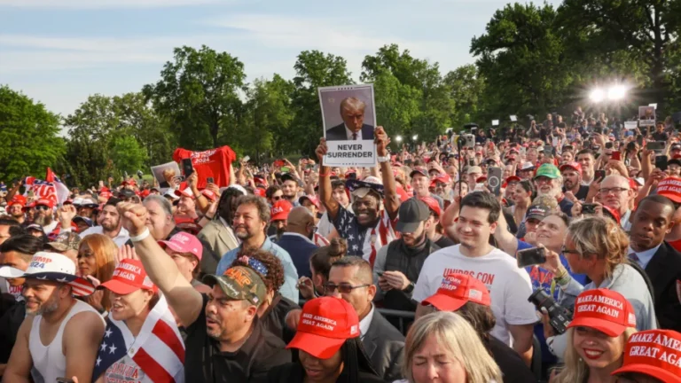 Will Trump’s 2024 Gains Among Latinos Hold in the Midterms?