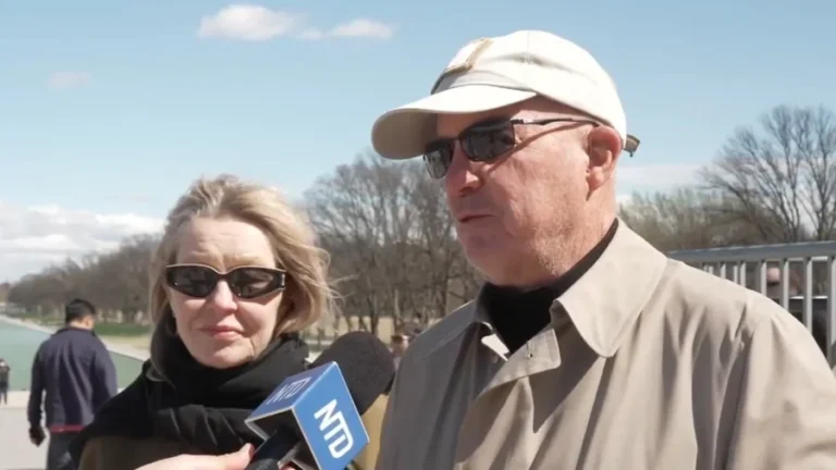 Citizens Weigh in: Ice Presence at US Airports