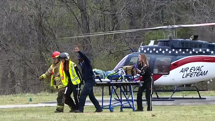 2 Students Dead, at Least 7 Injured After School Bus Crash in West Tennessee