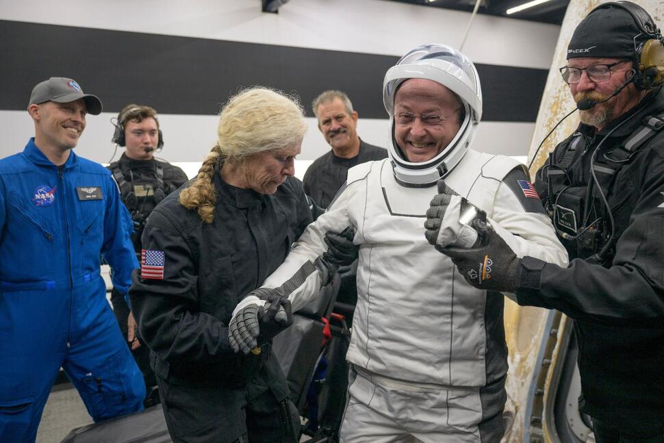 He Suddenly Couldn’t Speak in Space. NASA Astronaut Says His Medical Scare Remains a Mystery