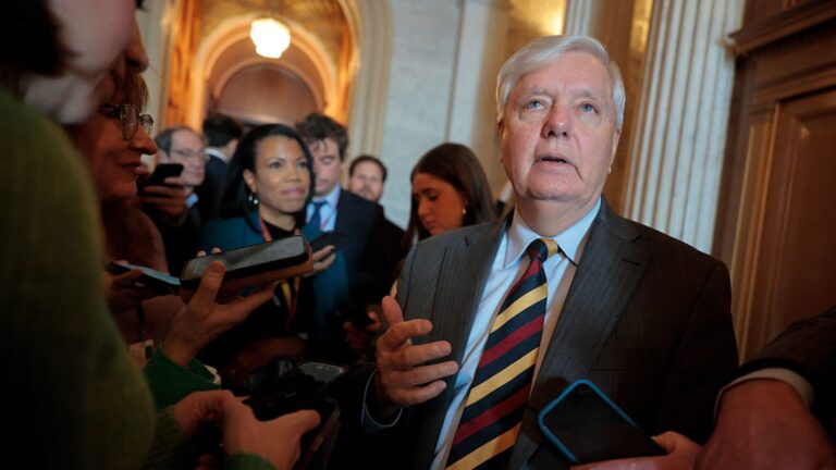 Sen. Lindsey Graham, Trump apply, dies at 71 after a brief illness
