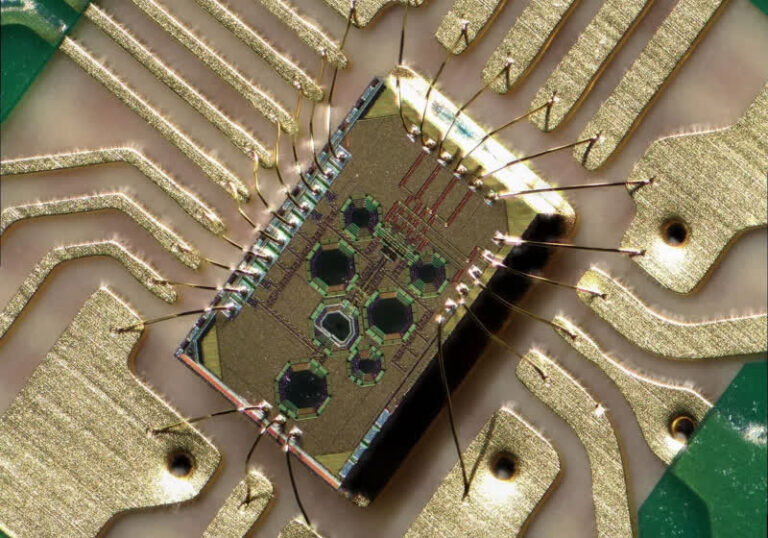 This Wi-Fi receiver can work inside a nuclear reactor, keeping robots connected