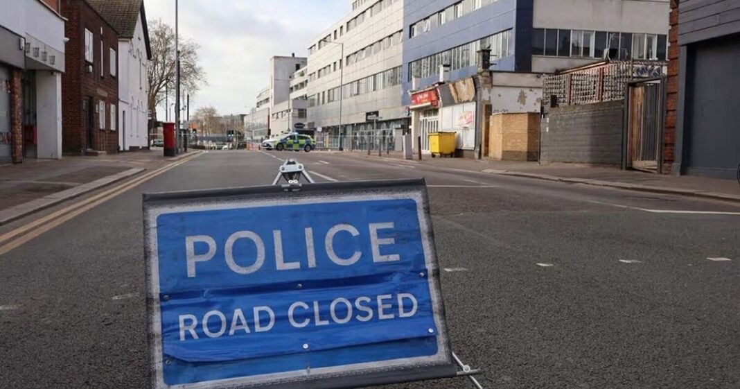 Chaos in a major UK city as man ‘hit by car and stabbed’ during police operation | UK | News