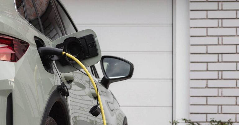 New UK ‘driveway’ rule with EV ‘tipping point’ as fuel rockets | Personal Finance | Finance