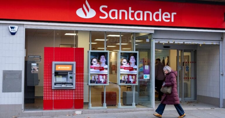 Santander warning as customers face price hike on three accounts | Personal Finance | Finance