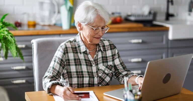 HMRC explains pension ‘up to 100%’ rule | Personal Finance | Finance