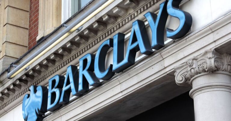 Barclays fury as bank closes website and tells customers ‘do this instead’ | Personal Finance | Finance