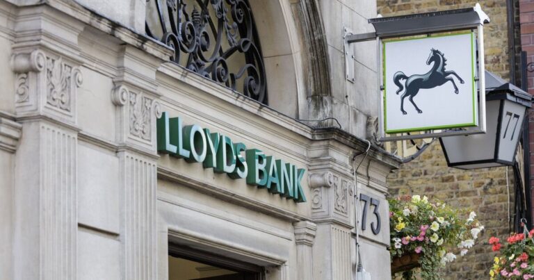 Lloyds and Barclays £200 ‘bonus’ update issued | Personal Finance | Finance
