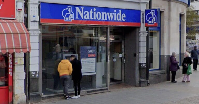 Nationwide update after customer told branch service ‘not available’ | Personal Finance | Finance