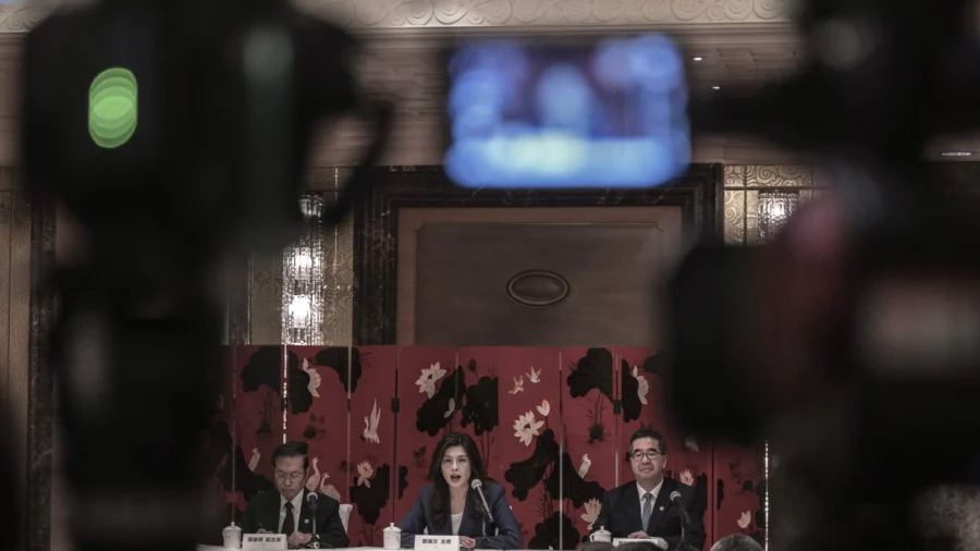 Taiwan Opposition Leader’s Meeting With Xi Sparks Backlash