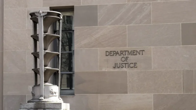 Chinese Researcher Sentenced for Smuggling E. Coli From China to US