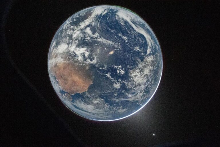 Artemis II’s Moonbound Astronauts Capture Earth’s Brilliant Blue Beauty as They Leave It Behind