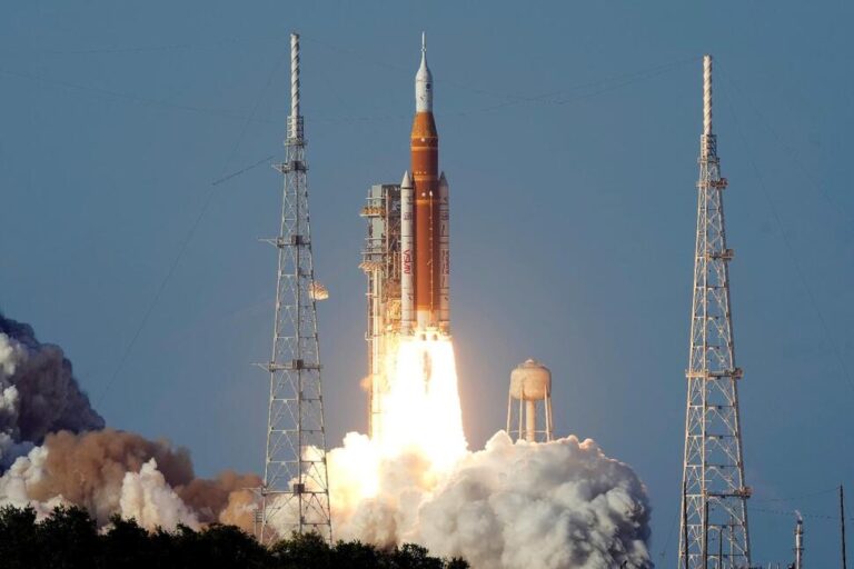 Artemis II Astronauts Bound for Moon After Rocketing Away on NASA’s First Lunar Voyage in Decades