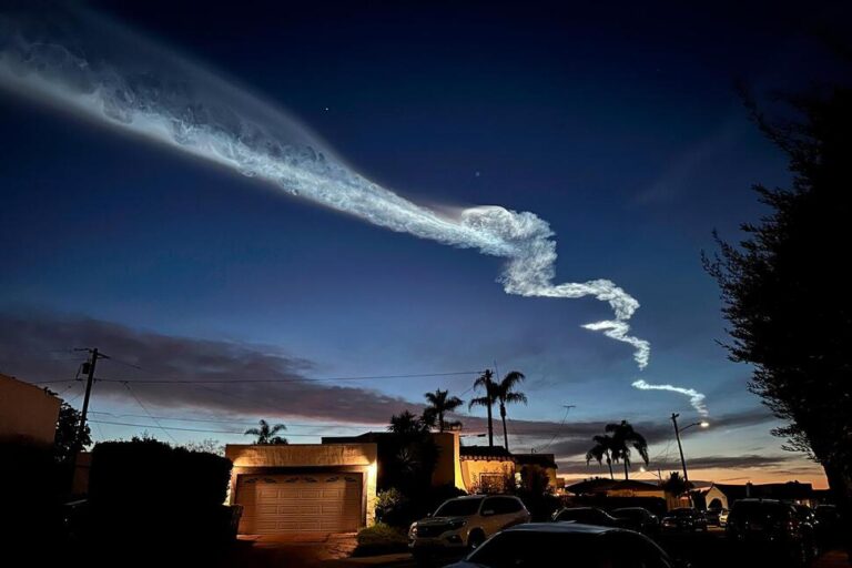 Elon Musk Gets an Apology From California Regulators as a SpaceX Lawsuit Is Settled