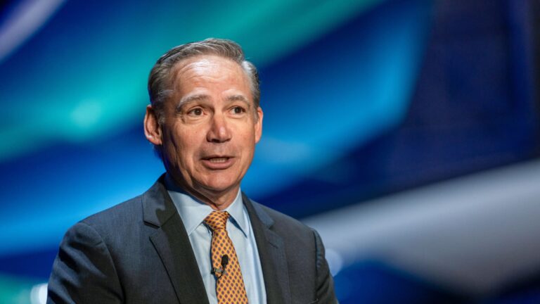 Boeing, Citigroup CEOs set to join Trump on China visit next week