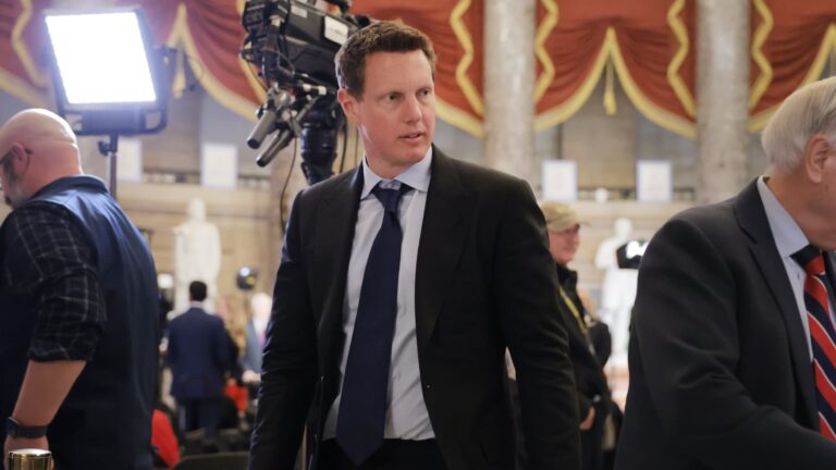 U.S., EU lawmakers pledge European scrutiny of Paramount’s WBD deal