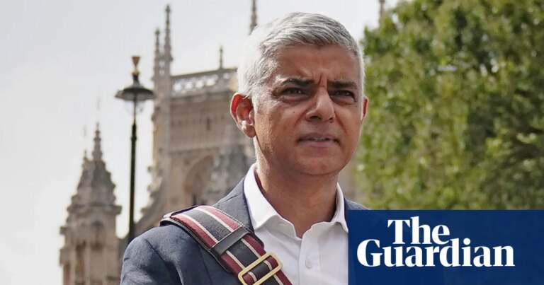 Sadiq Khan sparks row with Met after blocking £50m AI deal with Palantir | Metropolitan police