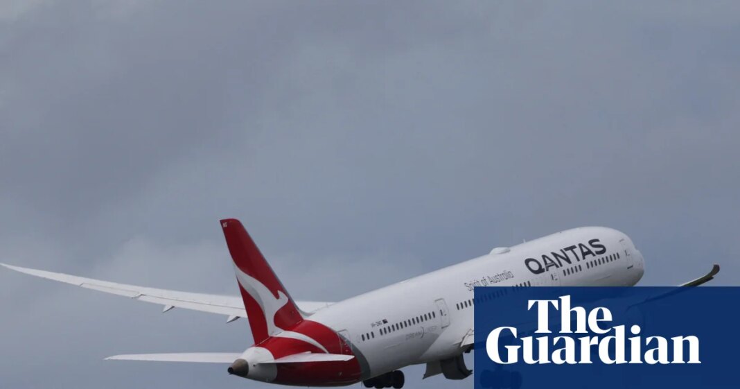 Passenger detained and banned from Qantas after allegedly biting attendant on flight from Australia to US | Qantas