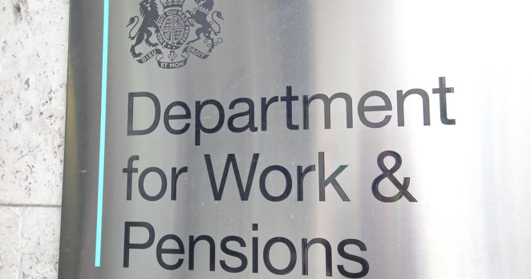 Older state pensioners handed £933 with DWP savings rule | Personal Finance | Finance