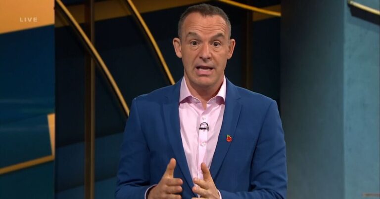 Martin Lewis says bank customers can get free £210 | Personal Finance | Finance