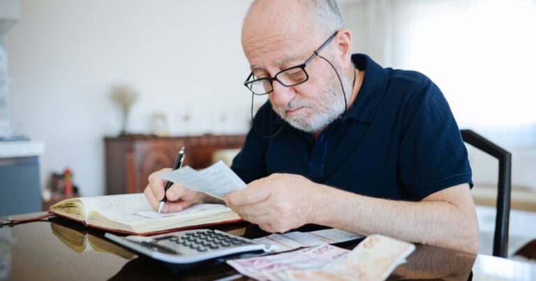 Millions face two-year wait if born between 2 years due to pension rule change | Personal Finance | Finance