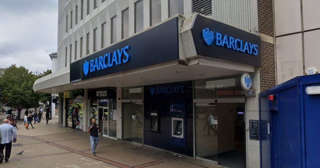 Barclays update as some customers see £200 land in accounts | Personal Finance | Finance