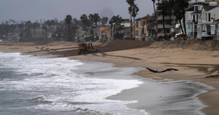 El Niño could bring “double whammy” of high tide flooding in 2026, NOAA warns