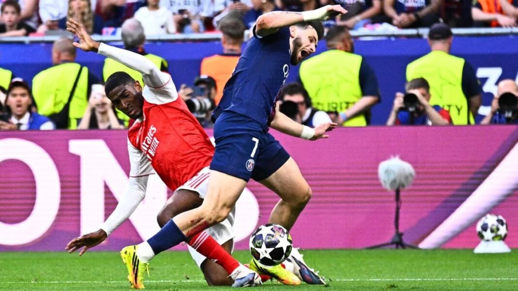 Arsenal fall one moment short of defensive perfection in UCL final
