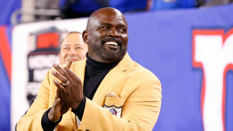 Pro Football Hall of Famer Lawrence Taylor released from hospital