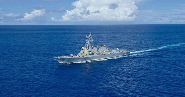 U.S. sinks 7 small Iranian boats as Iran launches attacks on UAE and ships in Strait of Hormuz