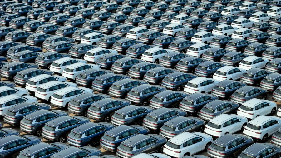 Bipartisan Legislation Announced to Ban Chinese Vehicles From American Roads