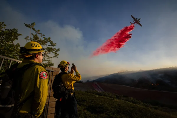 Sandy Fire Burns Nearly 1,400 Acres