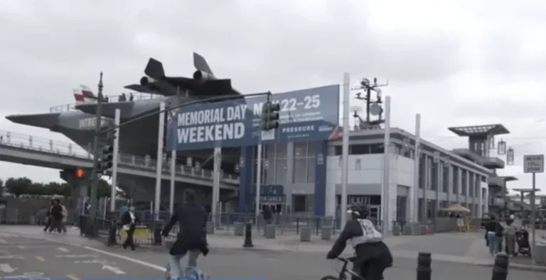Patrons at Intrepid Museum in NYC Reflect on Memorial Day