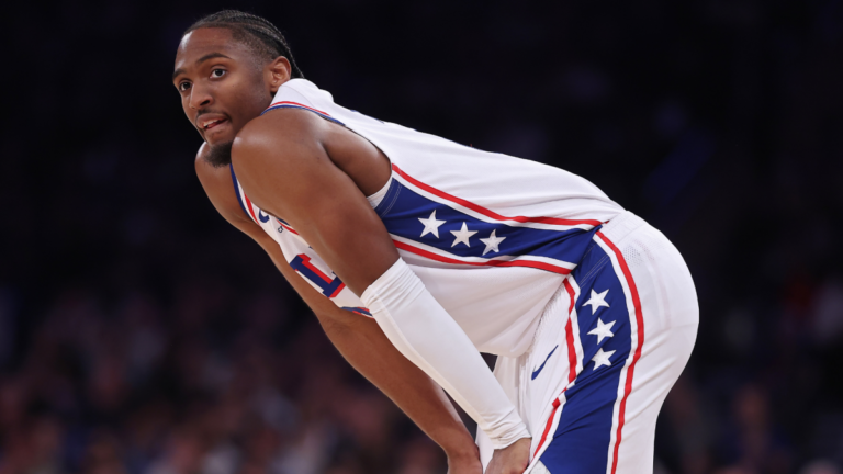NBA playoffs winners and losers: Knicks overwhelm 76ers, Spurs get back on track