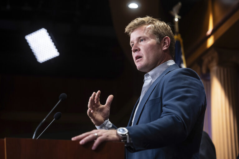 Montana senator wants monkey bite, and lab where it happened, investigated