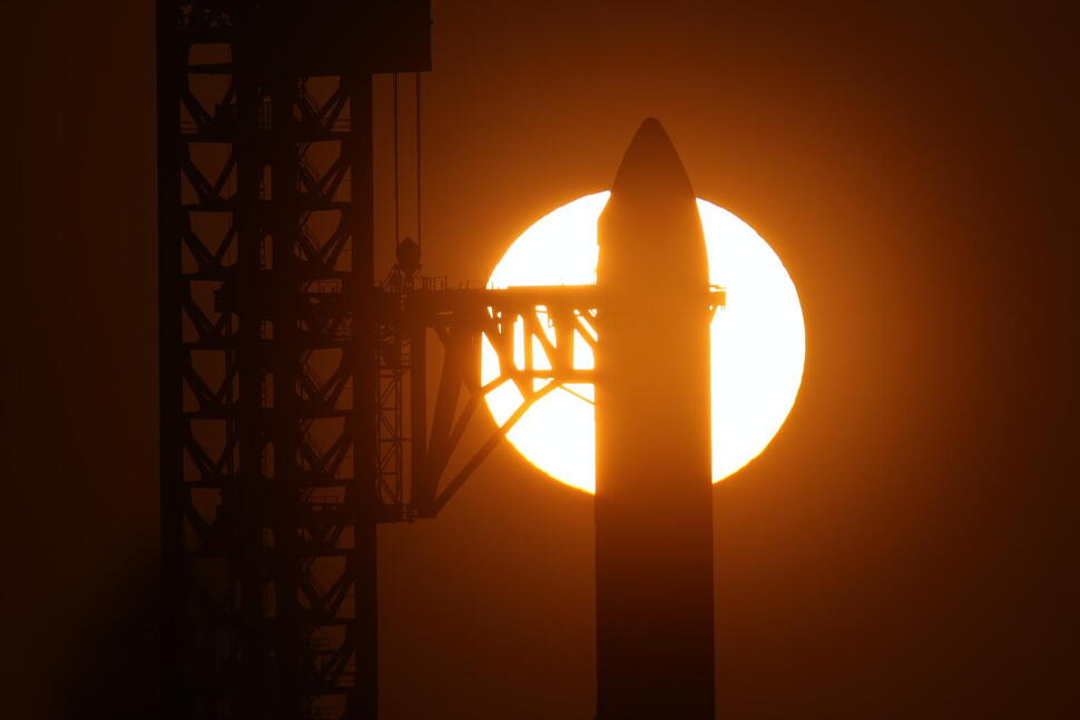 SpaceX Launches Its Biggest, Most Beefed-Up Starship Yet on a Test Flight