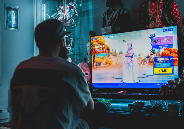 ESA report finds 212 million Americans now play video games weekly