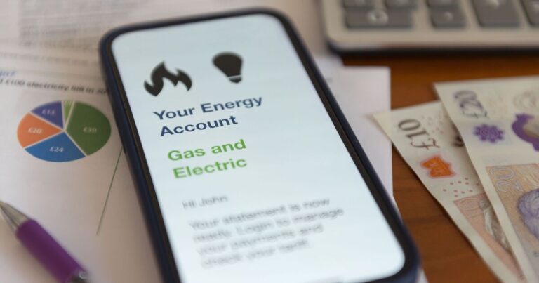 Save hundreds on your energy bill with expert’s 5 simple tips