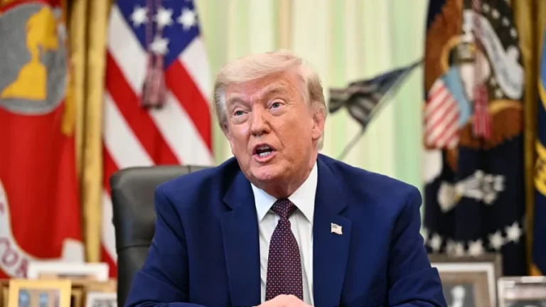 Trump Pushes Bipartisan Measure to Save College Sports ‘Before Its Too Late’