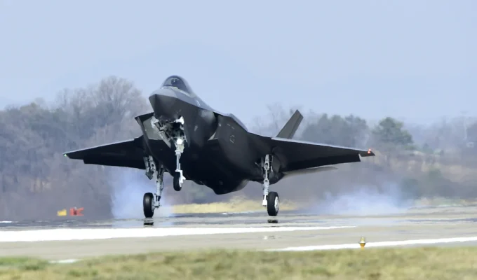 REPLAY: Poland Receives First F-35 Fighter Jets