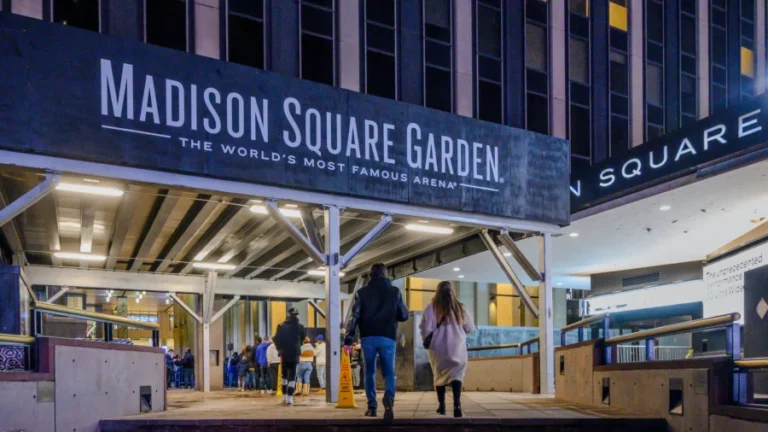 Man Falls to His Death During Rock Concert at Madison Square Garden